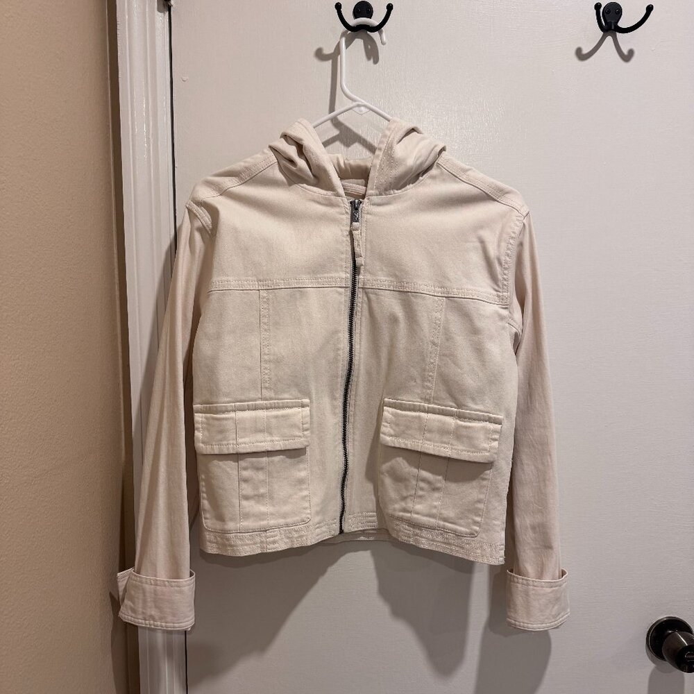 Cream, hooded Hollister jean jacket